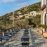 Maison Bon Bon 4*