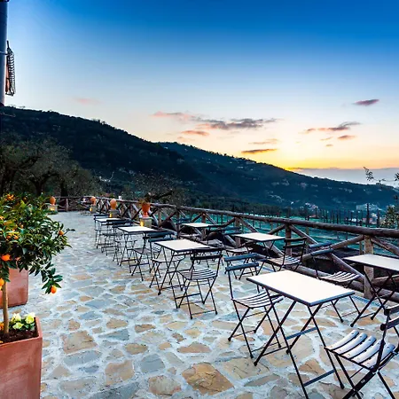 게스트하우스 Maison Bon Bon 4*