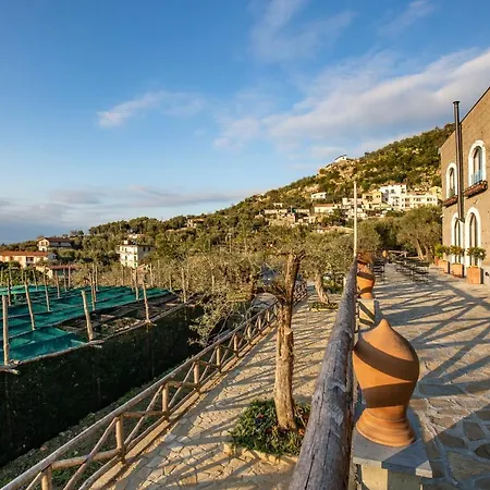 게스트하우스 Maison Bon Bon 4*